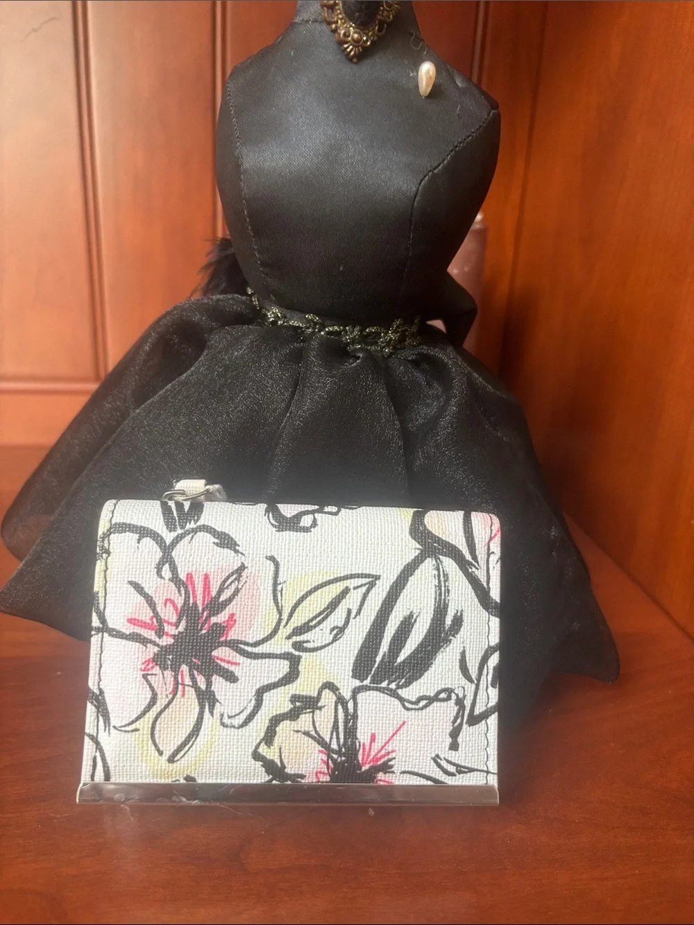 Mundi Flap Organizer Crossbody Wallet